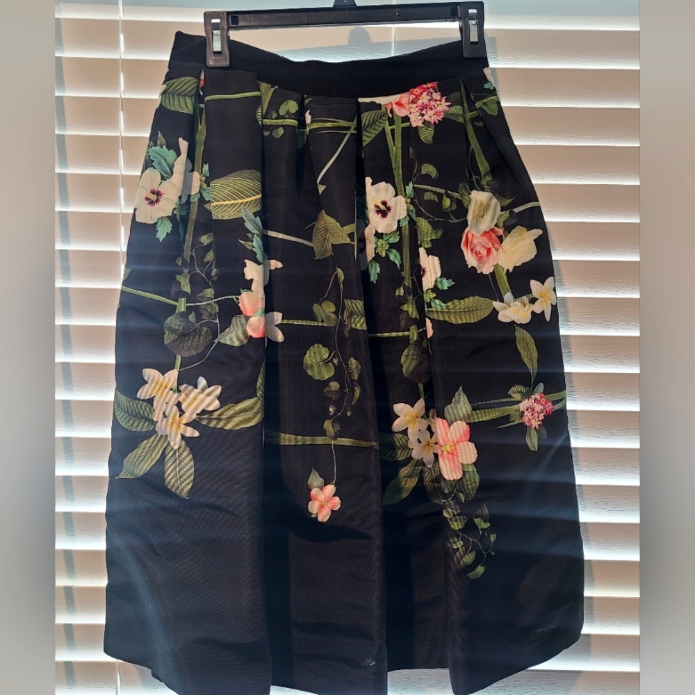 Ted Baker Floral/Black Skirt, Size 2